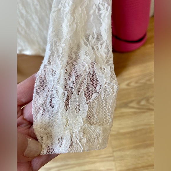 Ballet Core🩰 Ivory lace long sleevebodysuit, size XSMALL - Picture 9 of 9
